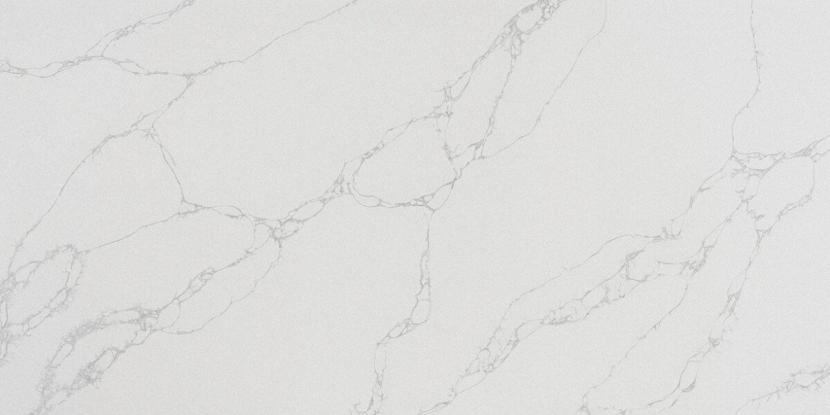 Calacatta Shadow Super Jumbo Quartz close-up texture